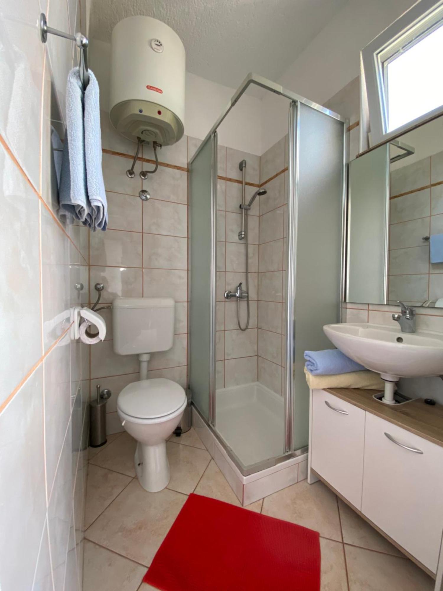Apartments Hajl Крк Екстер'єр фото